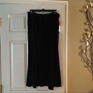 NWT choices maxi skirt
